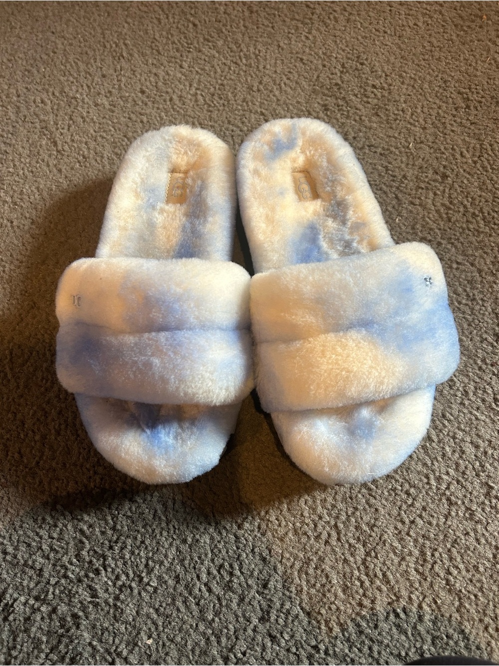 Ugg scuffita slippers